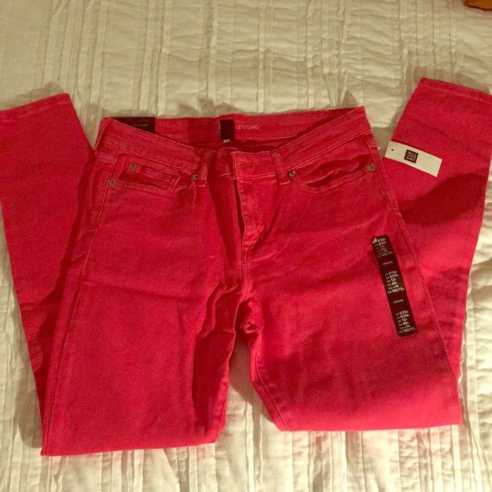 Gap full length pink skinny jeans (size 8). NWT.